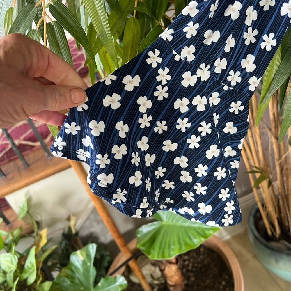 Tommy Hilfiger Daisy Chain Jersey Shift Dress with Bell Sleeves size 12 exc cond - Picture 5 of 14